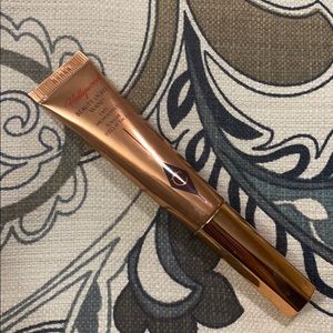 Charlotte Tilbury beauty light wand